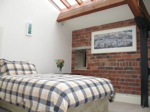 Bedroom- click for photo gallery